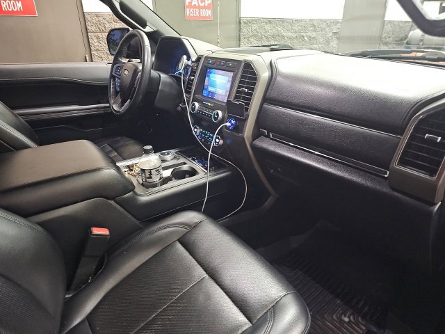 Used 2020 Ford Expedition XLT w/ Equipment Group 202A RWD image 22