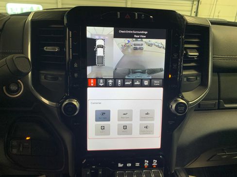 Used 2024 RAM 2500 Laramie w/ Night Edition image 7