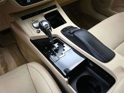 Used 2013 Lexus ES 300h image 31