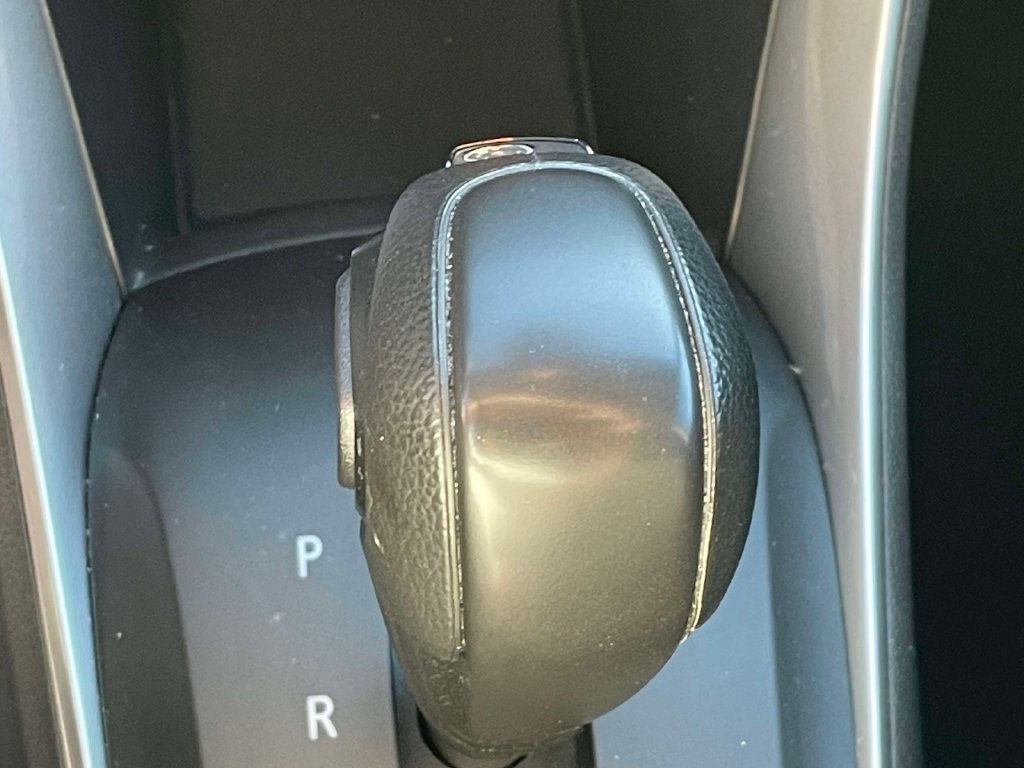 Used 2022 Chevrolet Trax LS w/ Tint and Cruise Package FWD image 28