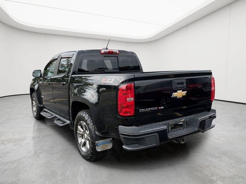 Used 2017 Chevrolet Colorado Z71 AWD/4WD image 4