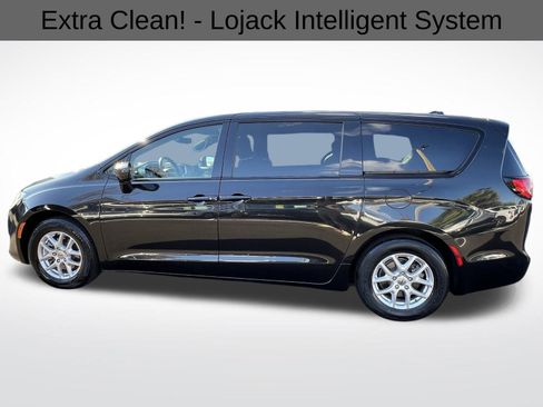 Used 2019 Chrysler Pacifica Touring Plus w/ S Appearance Package image 7