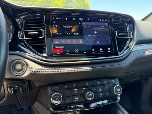 Used 2022 Dodge Durango R/T AWD/4WD image 24