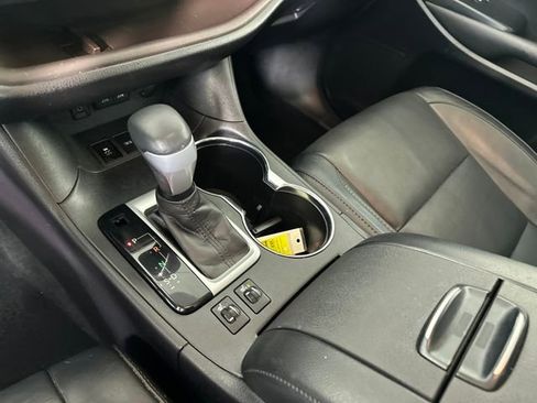Used 2018 Toyota Highlander XLE image 20