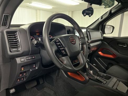 Used 2023 Nissan Frontier PRO-4X w/ Pro Convenience Package AWD/4WD image 10