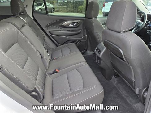Used 2022 GMC Terrain SLE w/ Driver Convenience Package image 17