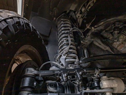 Used 2023 Ford F250 Lariat w/ Sport Appearance Package image 13