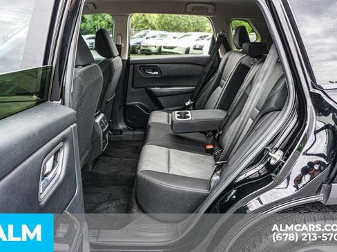 Used 2024 Nissan Rogue SV FWD image 21