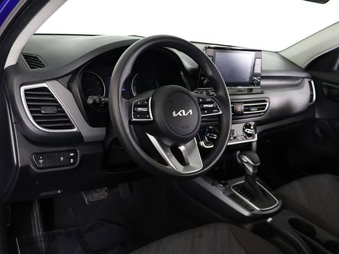 Used 2022 Kia Seltos LX image 24