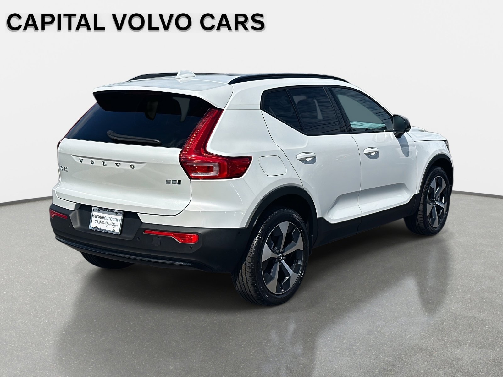 New 2026 Volvo XC40 B5 Plus w/ Protection Package Premier AWD/4WD image 5
