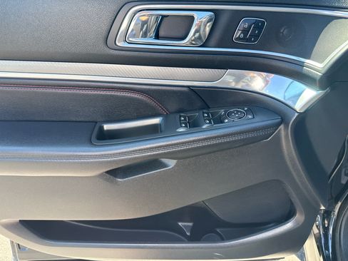 Used 2017 Ford Explorer Sport w/ Equipment Group 401A AWD/4WD image 10