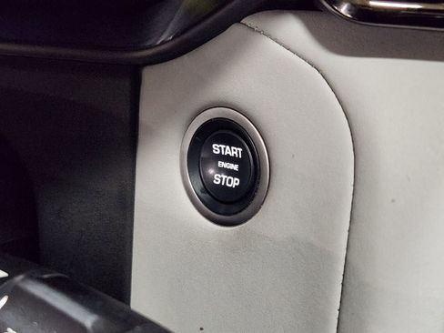 Used 2024 Land Rover Range Rover Velar Dynamic SE image 37