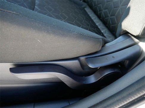 Used 2024 Mitsubishi Outlander Sport ES image 15