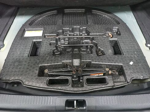 Used 2021 Toyota Camry SE image 25