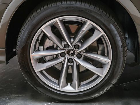 Certified 2023 Audi Q3 2.0T Premium Plus w/ Premium Plus Package AWD/4WD image 10