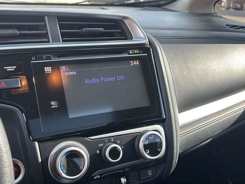 Used 2015 Honda Fit EX image 19