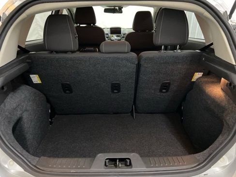 Used 2014 Ford Fiesta SE w/ Equipment Group 201A image 12