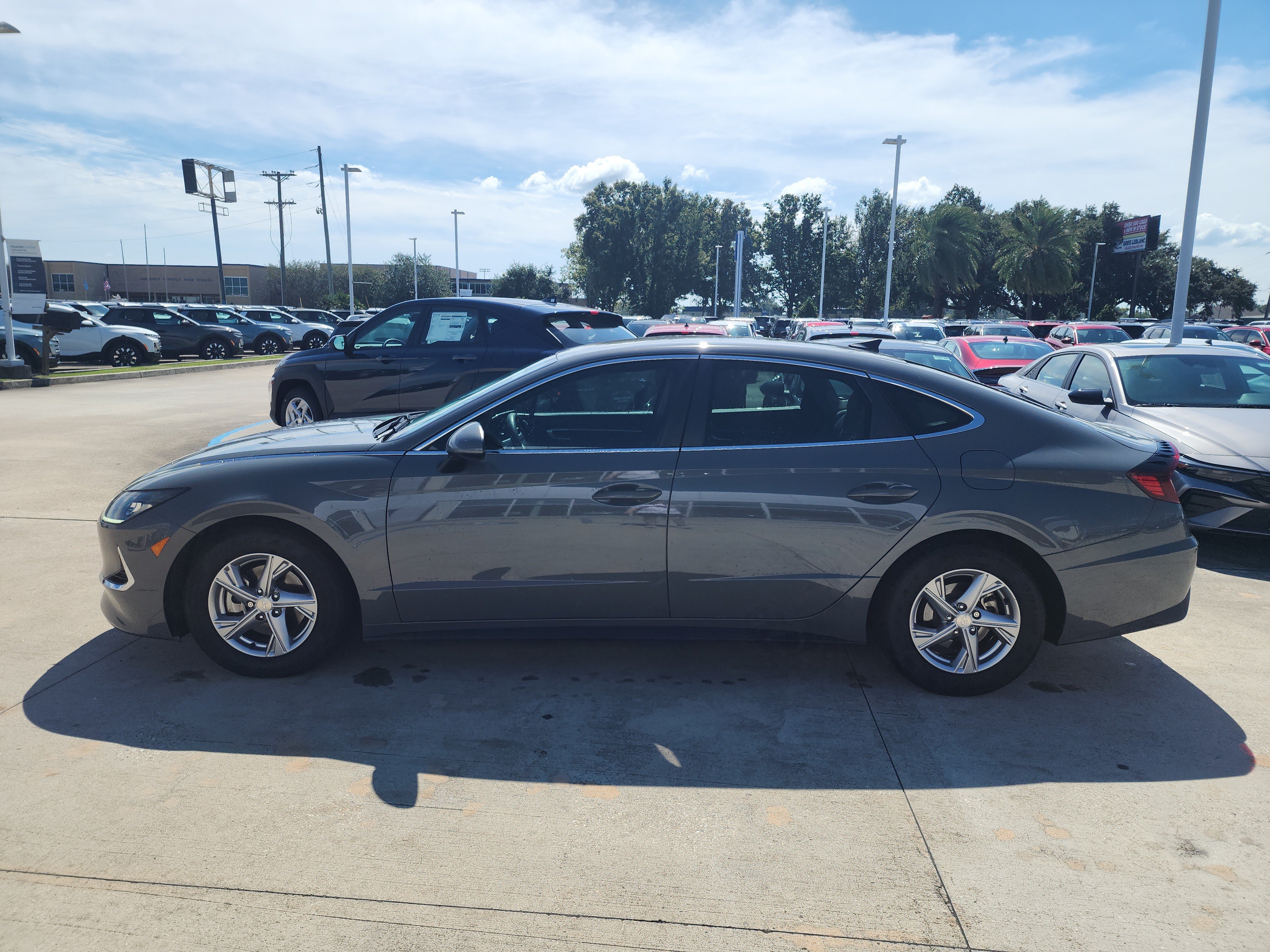 Used 2020 Hyundai Sonata SE FWD image 4