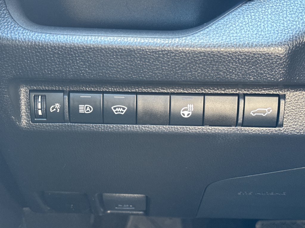 Used 2024 Toyota RAV4 XLE w/ Convenience Package AWD/4WD image 32