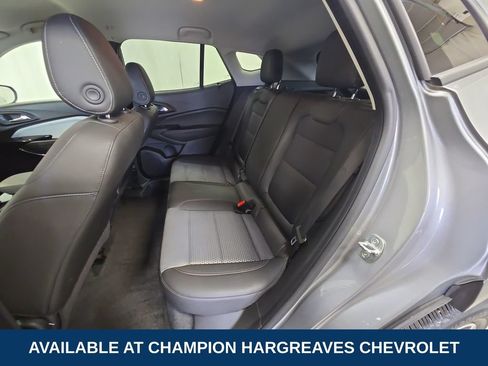 Used 2024 Chevrolet Trax LT w/ Driver Confidence Package FWD image 33