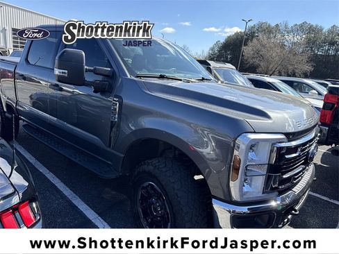 Used 2025 Ford F350 XLT w/ Tremor Off-Road Package image 1