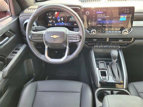 Used 2024 Chevrolet Colorado LT w/ LT Convenience Package III image 14