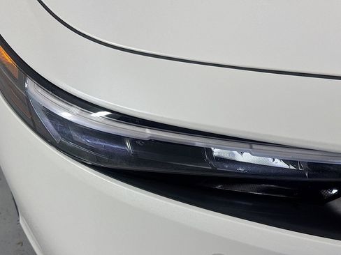 Used 2025 Honda Accord Touring image 38