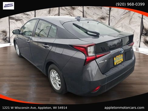 Used 2019 Toyota Prius LE image 9