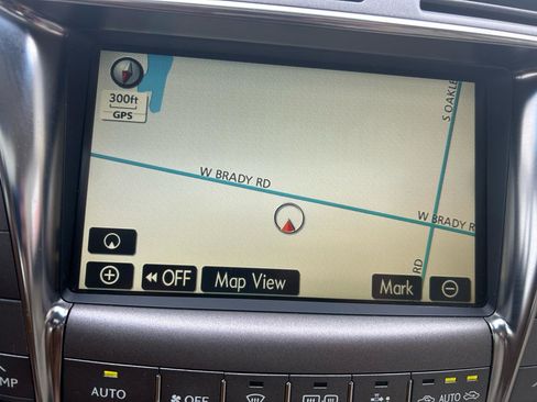 Used 2008 Lexus LS 600h L image 25