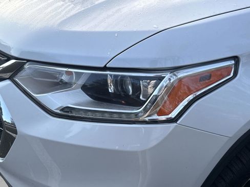 Used 2019 Chevrolet Traverse LT w/ LT Premium Package image 6