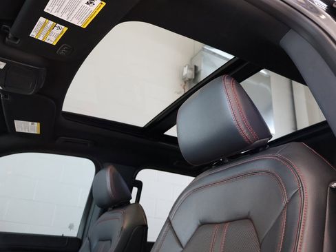 Used 2024 Ford Expedition Max Limited image 25