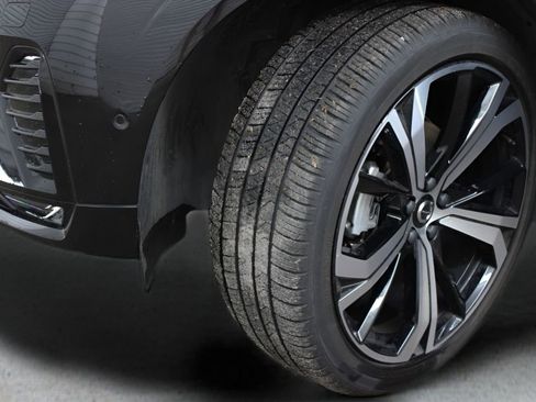 Certified 2025 Volvo XC60 B5 Ultra AWD/4WD image 48