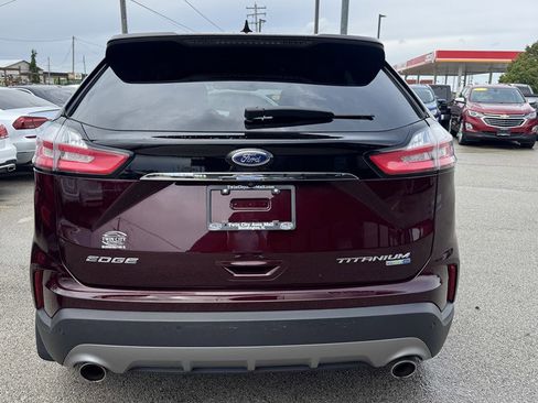 Used 2019 Ford Edge Titanium w/ Cold Weather Package AWD/4WD image 7