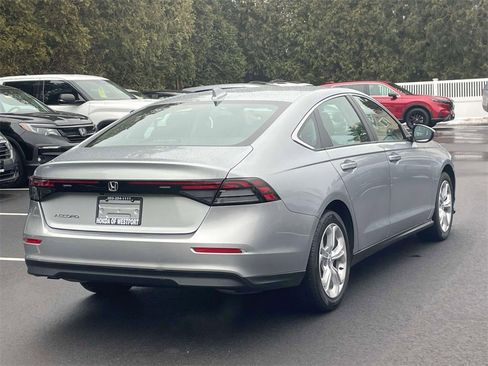 Certified 2024 Honda Accord LX image 4