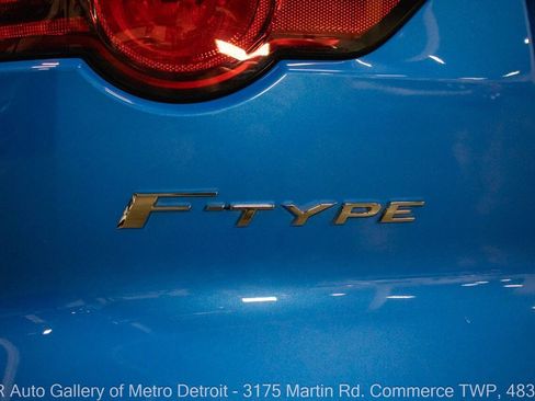 Used 2020 Jaguar F-TYPE R AWD/4WD image 30