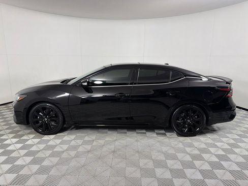 Used 2021 Nissan Maxima SR w/ Sport Mat Group image 7