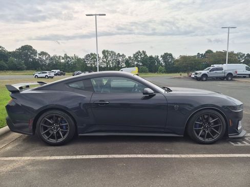 Certified 2024 Ford Mustang Dark Horse w/ Dark Horse Handlin Package RWD image 3