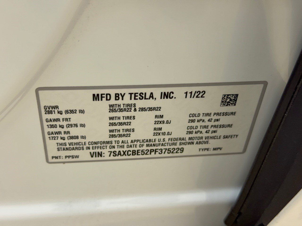 Used 2023 Tesla Model X AWD/4WD image 30