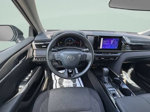 Used 2025 Toyota Camry LE FWD image 15
