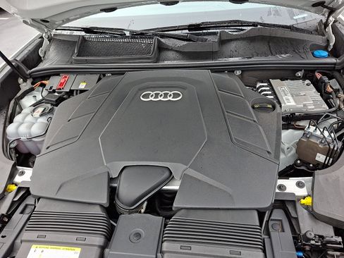 Used 2019 Audi Q8 Prestige image 30