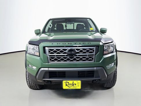 Used 2024 Nissan Frontier SV w/ Technology Package AWD/4WD image 2