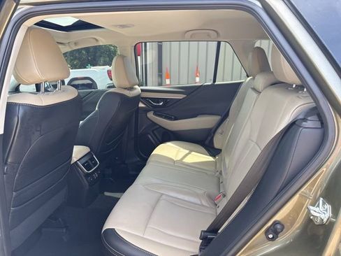 Used 2025 Subaru Outback Limited AWD/4WD image 14