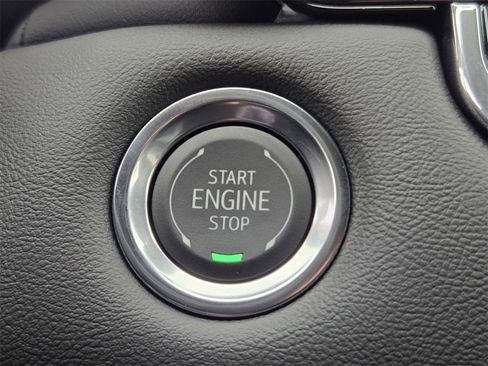 New 2026 GMC Canyon Elevation w/ Technology Package image 19