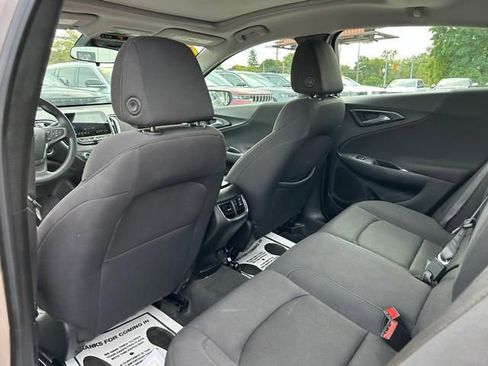 Used 2024 Chevrolet Malibu LT image 14