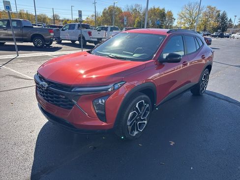 Used 2024 Chevrolet Trax RS w/ Driver Confidence Package image 20