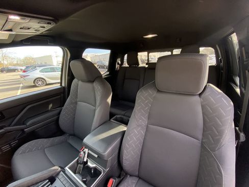 Certified 2025 Toyota Tacoma SR5 image 24