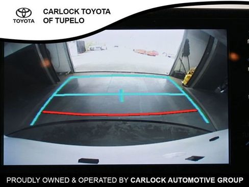 Used 2024 Toyota Sienna LE image 11