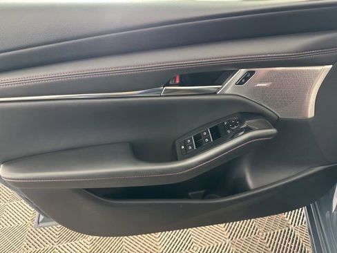 Used 2023 MAZDA MAZDA3 s image 21