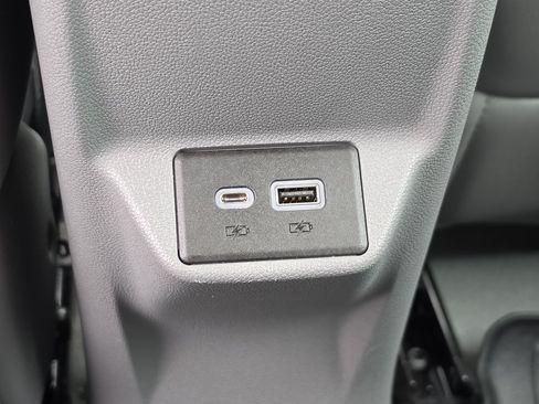 Certified 2023 Chevrolet Bolt EUV Premier w/ Sun & Sound Package FWD image 20