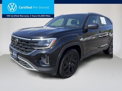 Used 2024 Volkswagen Atlas Cross Sport SE w/ Panoramic Sunroof Package